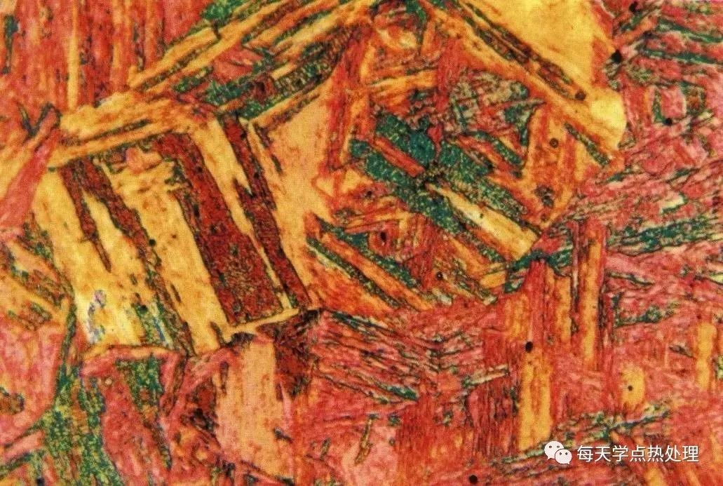 板條狀馬氏體金相圖.jpg 板條狀馬氏體金相圖.jpg